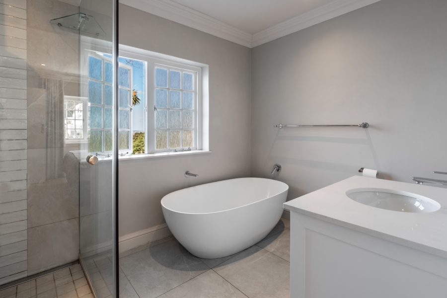 3 Bedroom Property for Sale in Claremont Upper Western Cape
